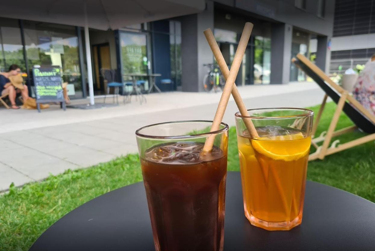 Apartament W Warszawie Dedykowany Parking Podziemny W Cenie, Wifi, Blisko Centrum New Apartment In Warsaw Finished To A High Specification Fitted Out To A High Standard On The 7Th Floor, Wifi, Underground Parking Price Included Экстерьер фото